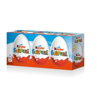 Kinder Surprise maitosuklaahahmo maitoisalla sisäpinnalla. sisältää lelun 3x20g